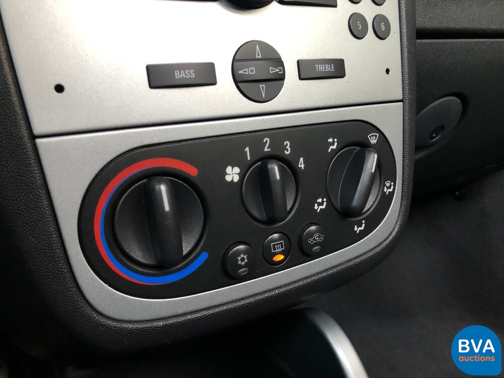 Opel Tigra Twin Top 1.4 16V, 51-XJ-PS.