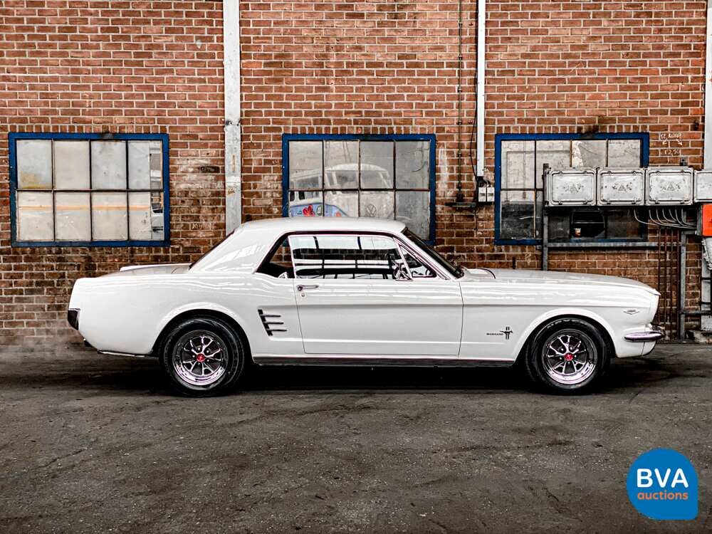 Ford Mustang Coupe 4.7 V8 255hp 1966.