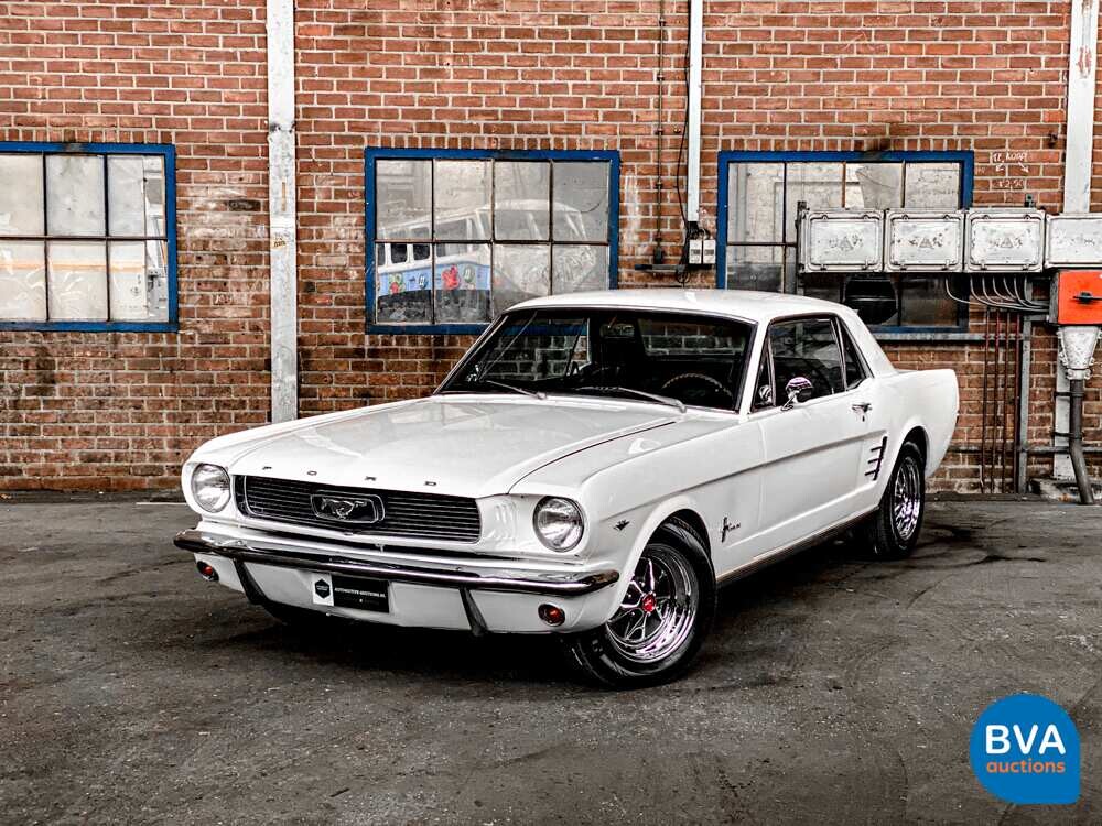 Ford Mustang Coupe 4.7 V8 255hp 1966.