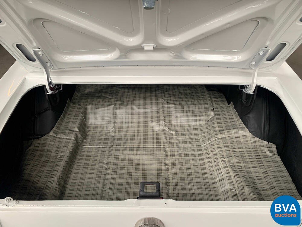 Ford Mustang Coupe 4.7 V8 255hp 1966.