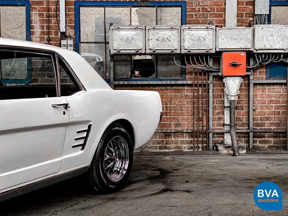 Ford Mustang Coupe 4.7 V8 255hp 1966.