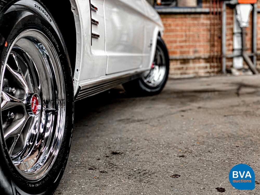 Ford Mustang Coupe 4.7 V8 255hp 1966.