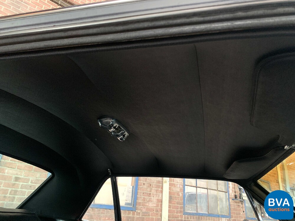 Ford Mustang Coupe 4.7 V8 255hp 1966.