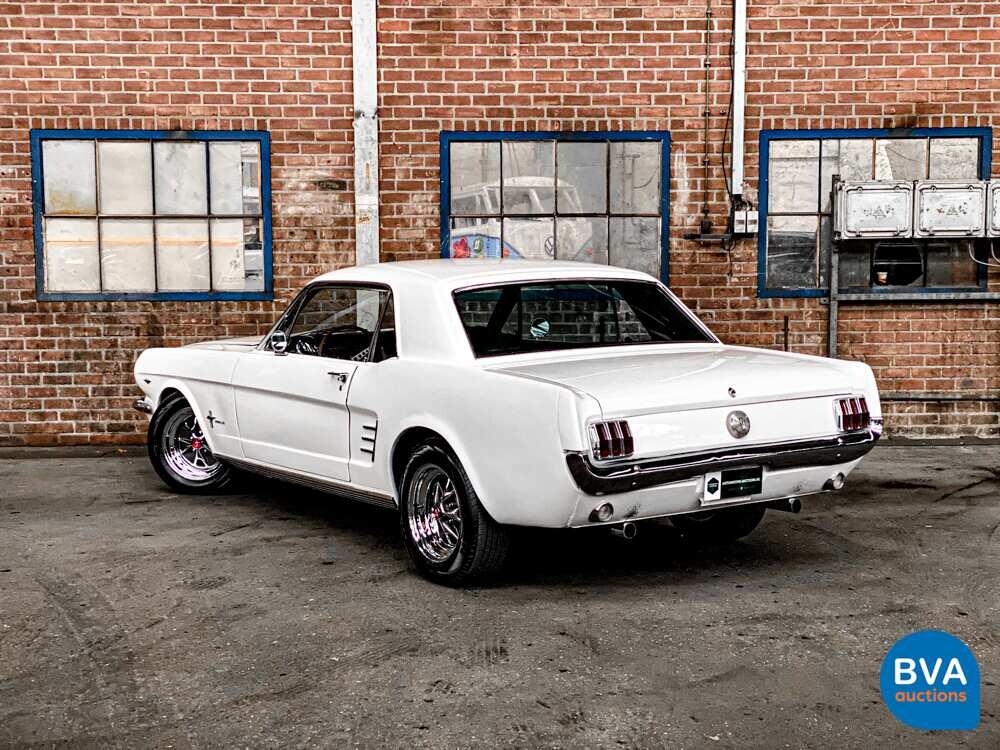 Ford Mustang Coupe 4.7 V8 255hp 1966.