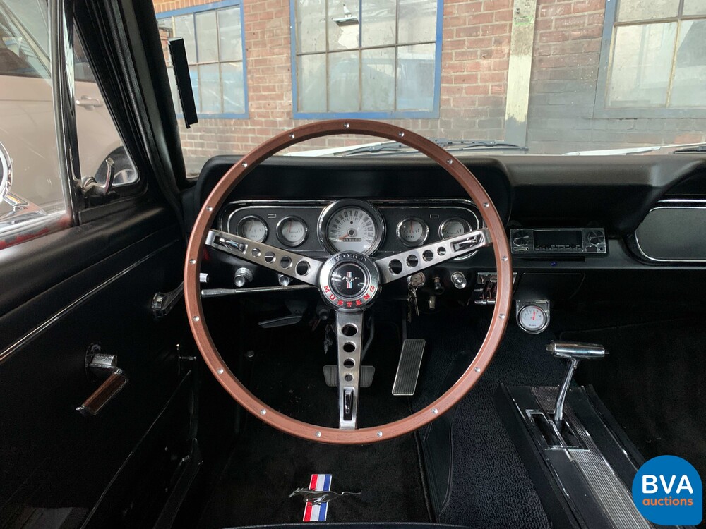 Ford Mustang Coupe 4.7 V8 255hp 1966.