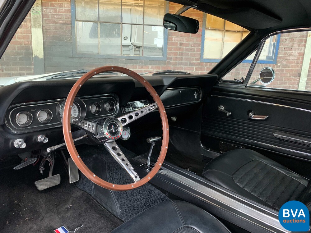 Ford Mustang Coupe 4.7 V8 255hp 1966.