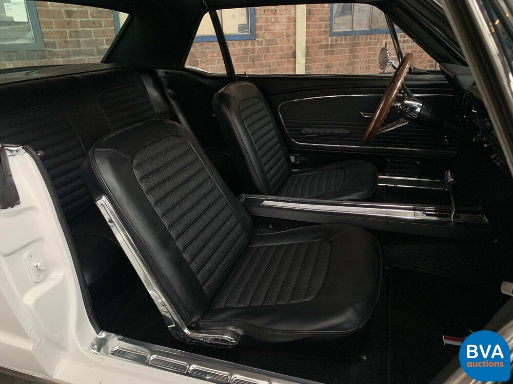 Ford Mustang Coupe 4.7 V8 255hp 1966.