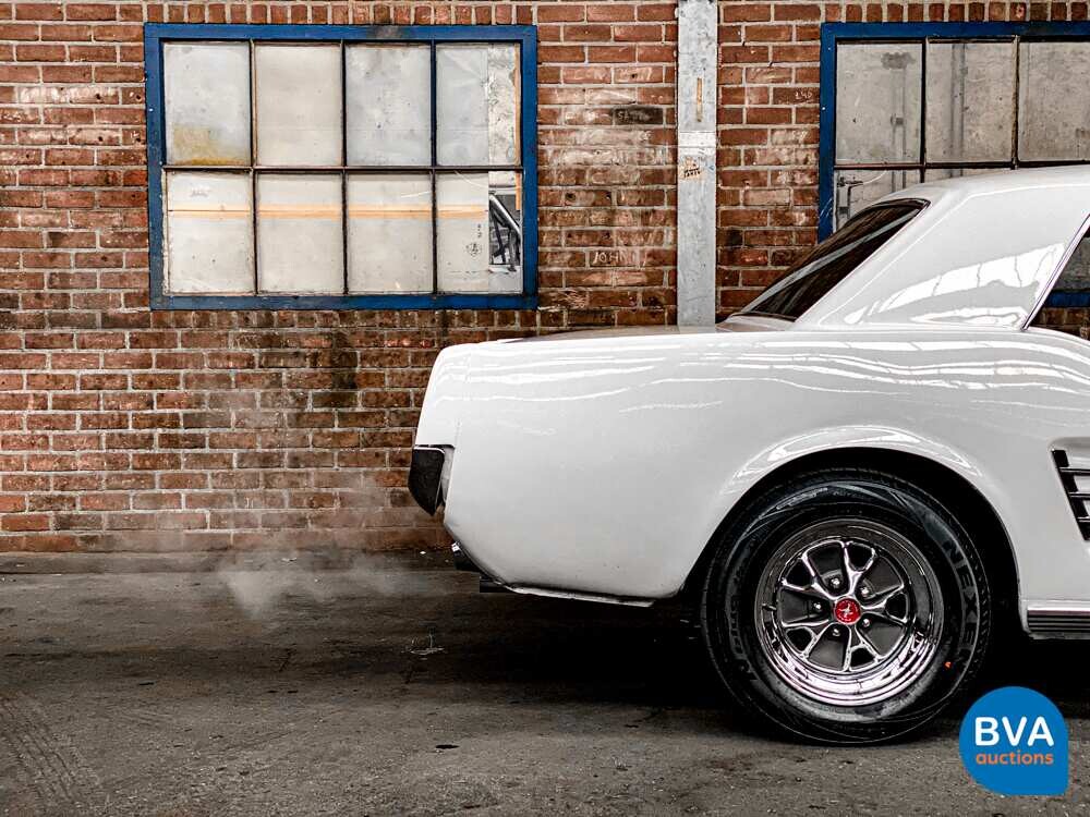 Ford Mustang Coupe 4.7 V8 255hp 1966.