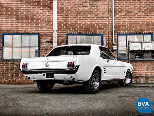 Ford Mustang Coupe 4.7 V8 255hp 1966.