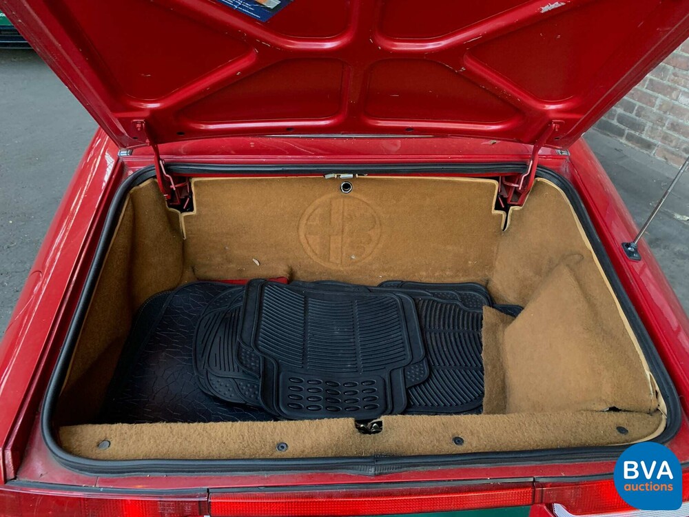 Alfa Romeo Spider 2.0 117hp 1991 -Org. NL-, YZ-30-YF.