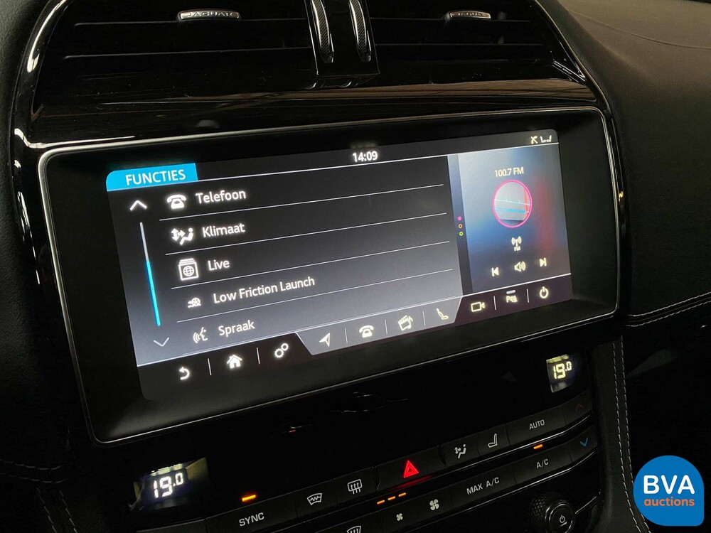 Jaguar F-Pace 2.0 25t R-Sport AWD 250pk 2019, N-803-JS