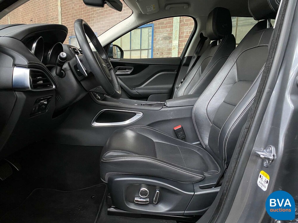 Jaguar F-Pace 2.0 25t R-Sport AWD 250pk 2019, N-803-JS