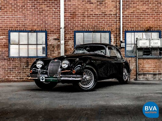 Christmas special: Luxury, Sports and Classic Cars in Boxmeer.