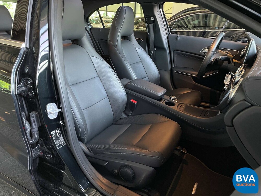 Mercedes-Benz A180 AMG Benzin Automatik 122pk A-Klasse 2012 NW-Modell.