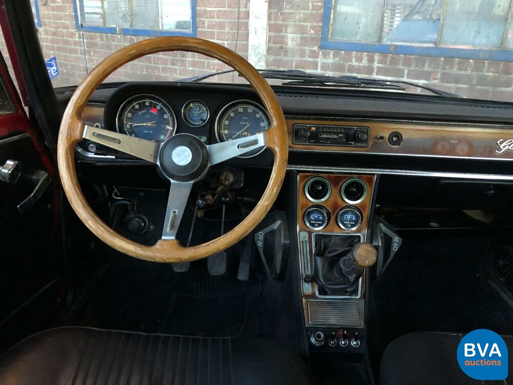 Alfa Romeo Giulia 1.6 102hp Orig.NL 1976, 76-MK-87.