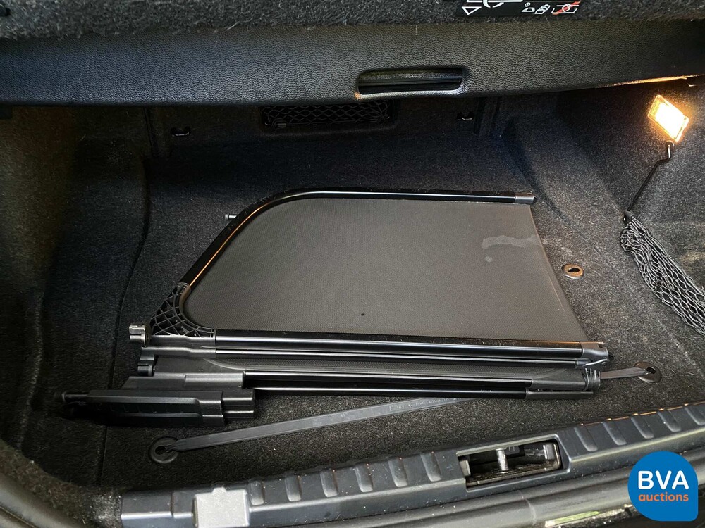 BMW 120i High Executive 1er Cabrio 170PS 2008 -Org. NL-, 35-GSH-3.