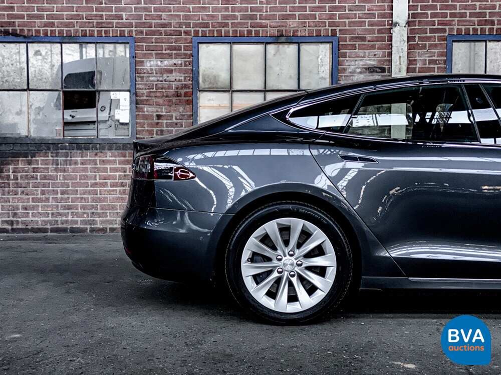 Tesla Model S 75 333hp 2017 -Org. NL-, PP-332-T.