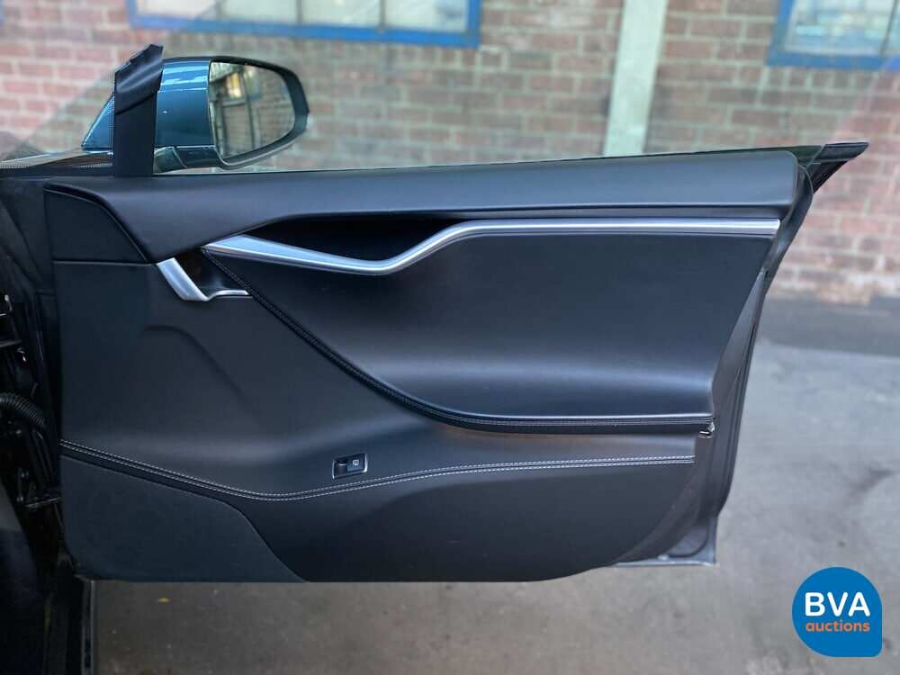 Tesla Model S 75 333hp 2017 -Org. NL-, PP-332-T.