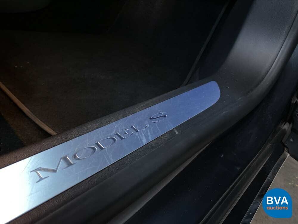 Tesla Model S 75 333hp 2017 -Org. NL-, PP-332-T.