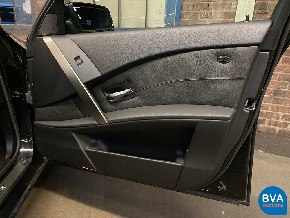 BMW 545i Executive E60 4.4 V8 333hp 2003 -YOUNGTIMER- 5-series.