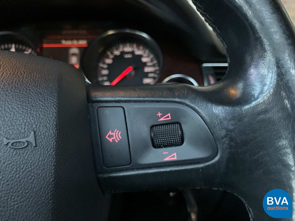 Audi A8 Long 6.0 W12 Quattro Pro line 450hp 2004, 69-RD-NX.