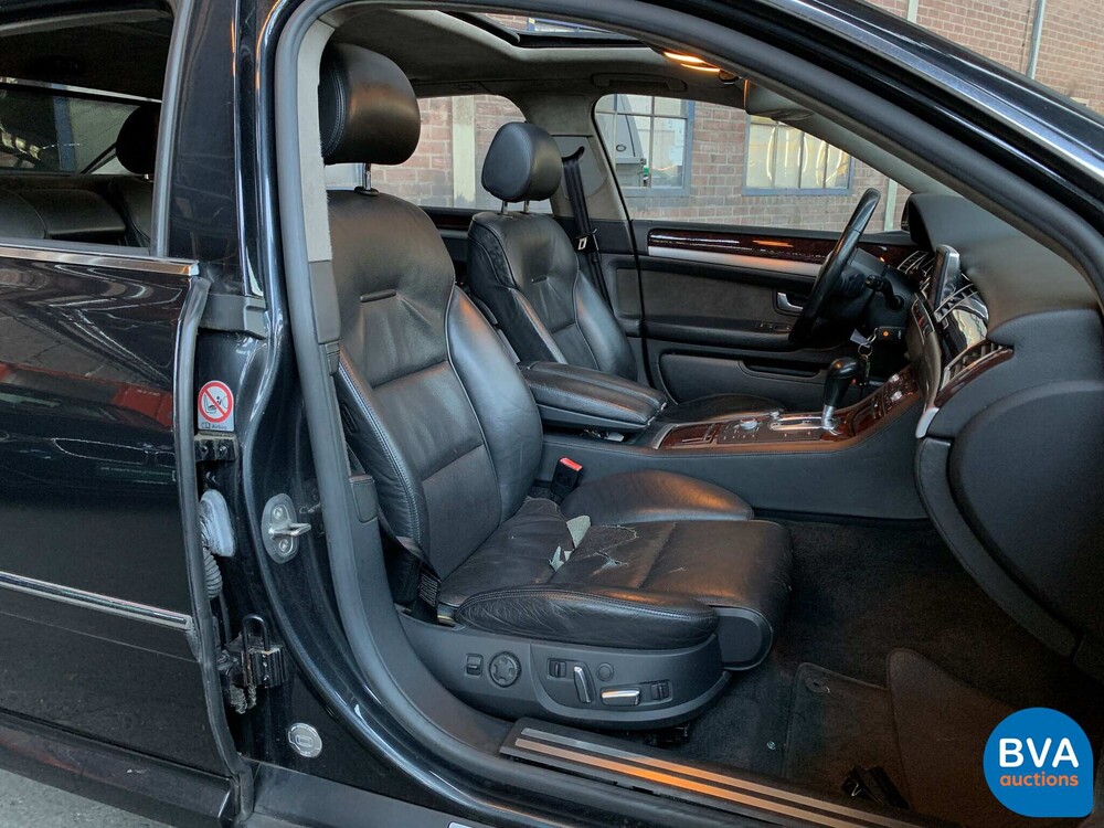 Audi A8 Long 6.0 W12 Quattro Pro line 450hp 2004, 69-RD-NX.