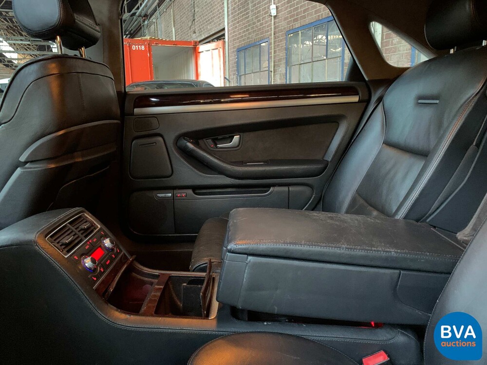 Audi A8 Long 6.0 W12 Quattro Pro line 450hp 2004, 69-RD-NX.