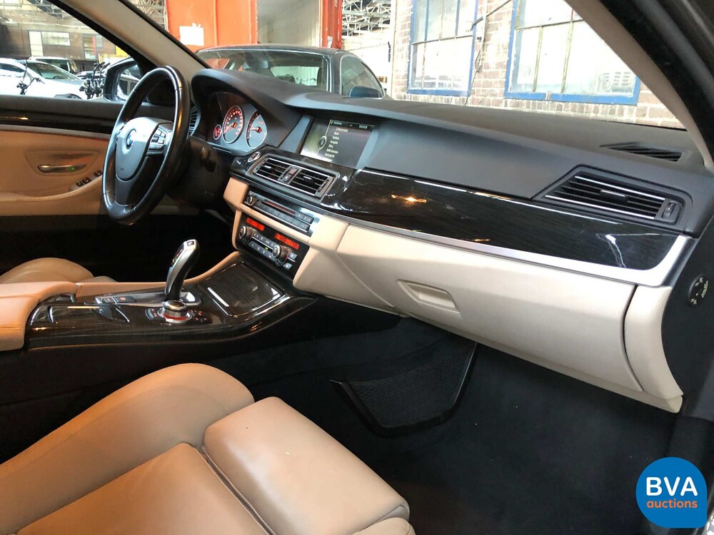 BMW 530d High Executive 5-series Touring 245hp 2010, 15-ZTD-5.