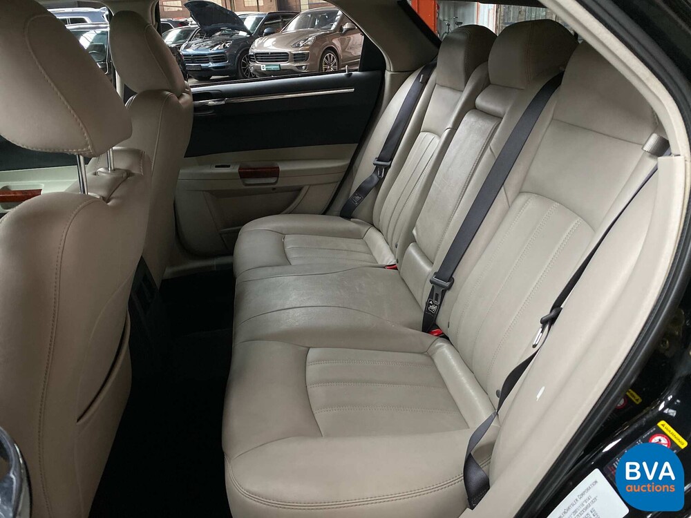 Chrysler 300C Touring 5.7L V8 340hp 2006, 72-SF-ZL.