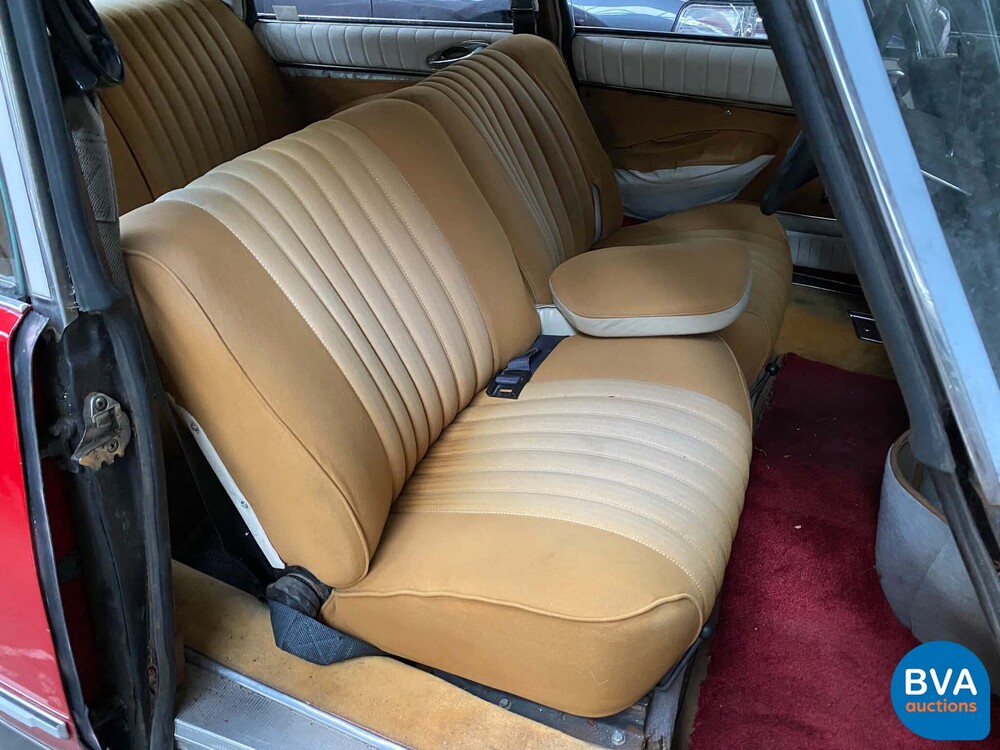 Citroen DS 21 Pallas 2.2 1970, AH-68-95.