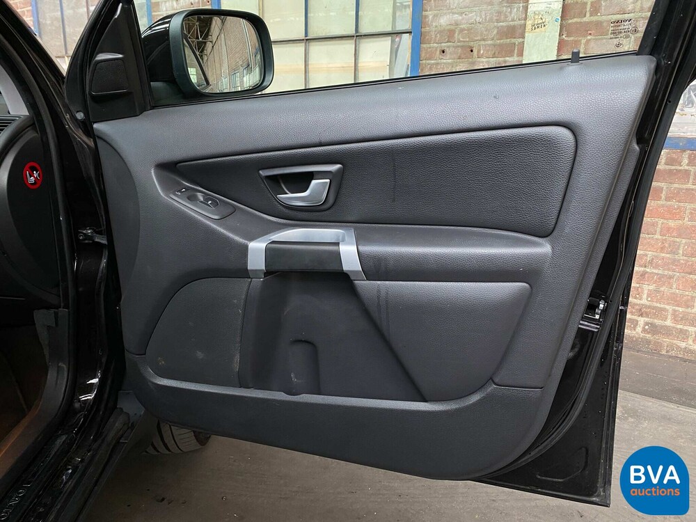 Volvo XC90 2.4 D5 Limited Edition 7-person 200hp 2011 -Org NL-, 46-SJJ-8.