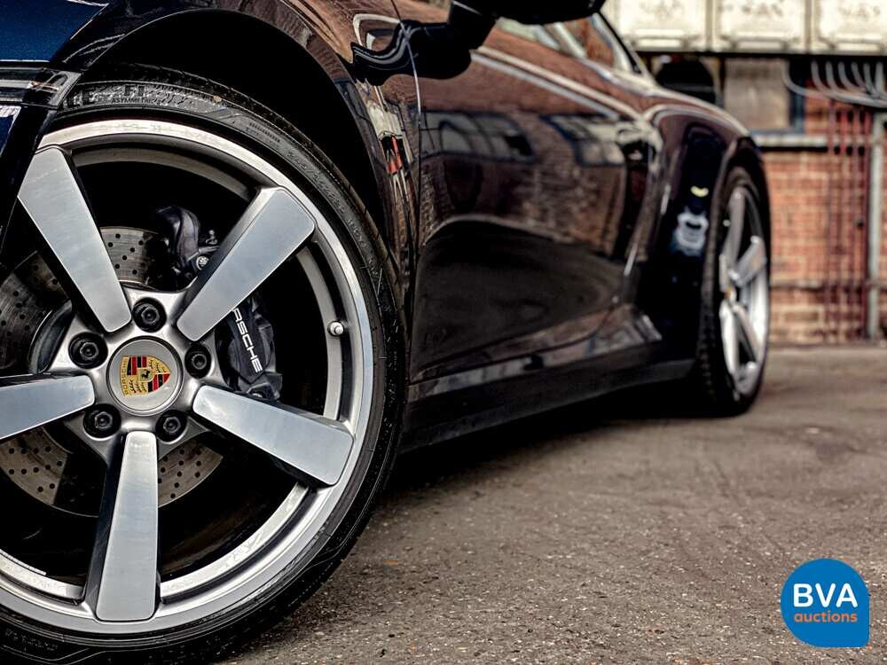 Porsche 911 992 Carrera Coupé 385 PS 2020 -GARANTIE-.