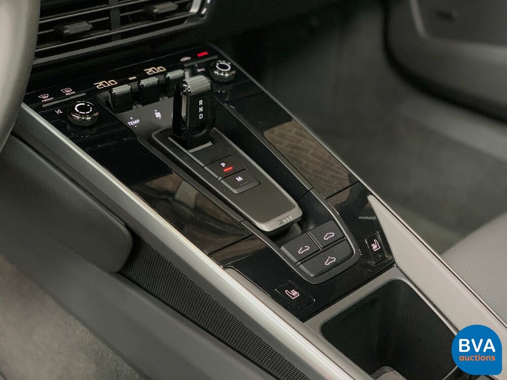 Porsche 911 992 Carrera Coupé 385 PS 2020 -GARANTIE-.