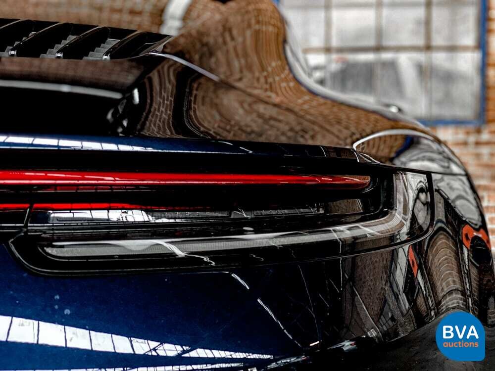 Porsche 911 992 Carrera Coupé 385 PS 2020 -GARANTIE-.