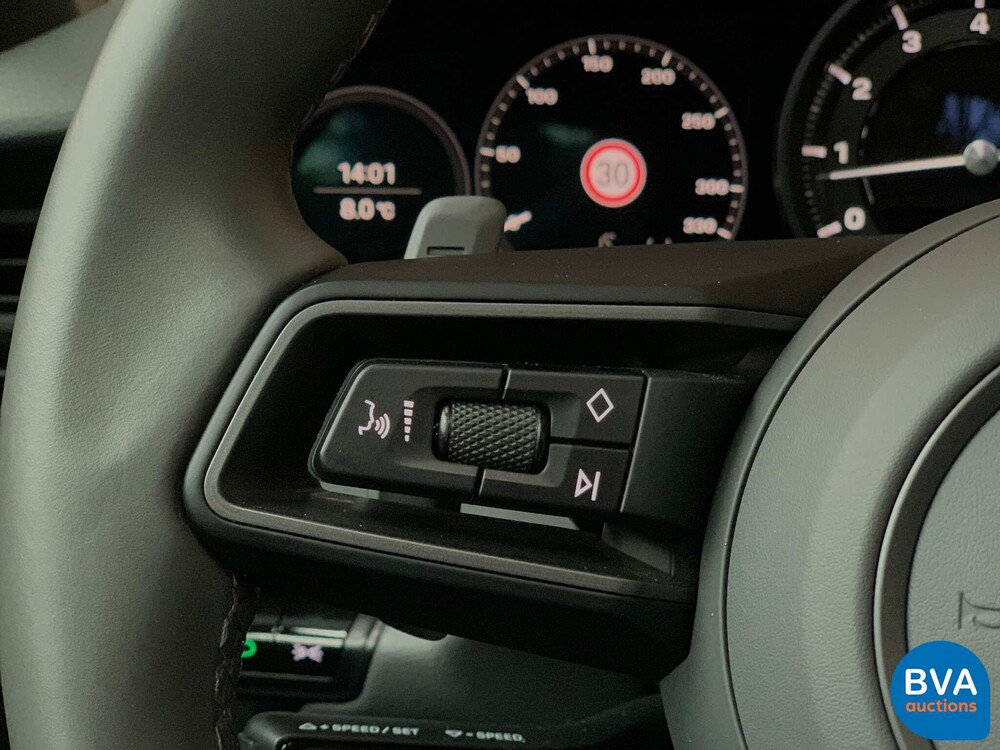 Porsche 911 992 Carrera Coupé 385 PS 2020 -GARANTIE-.