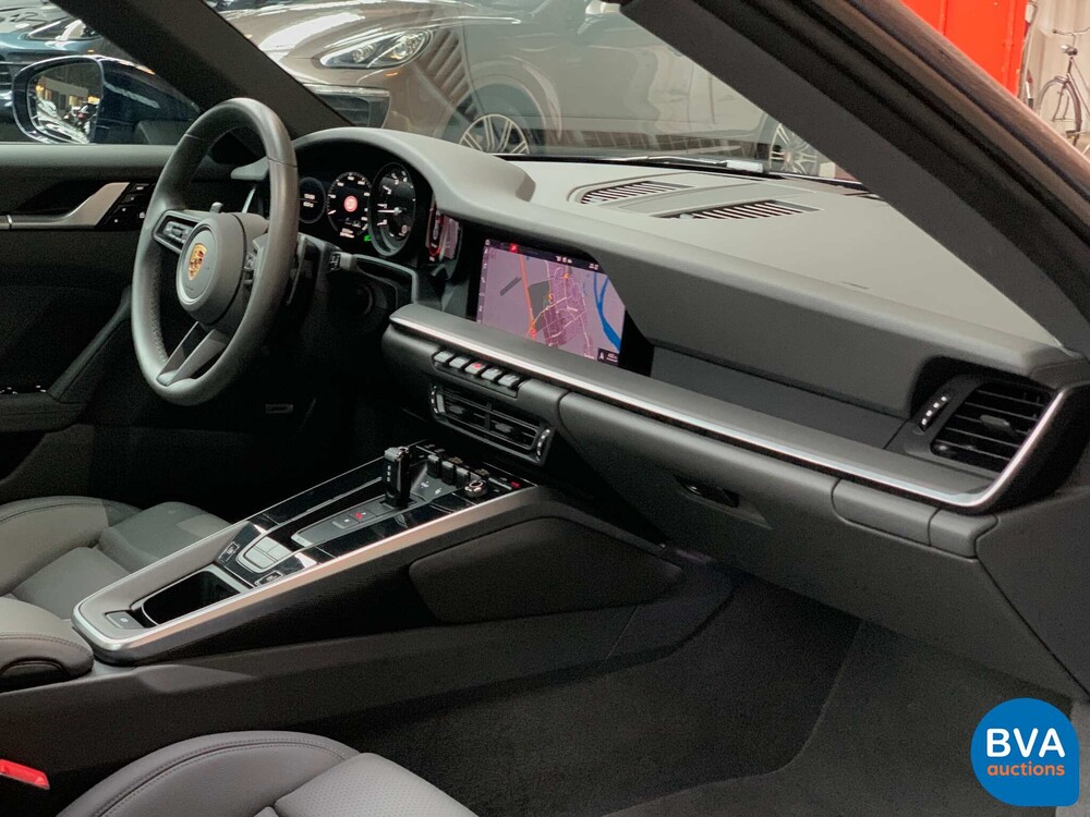 Porsche 911 992 Carrera Coupé 385 PS 2020 -GARANTIE-.