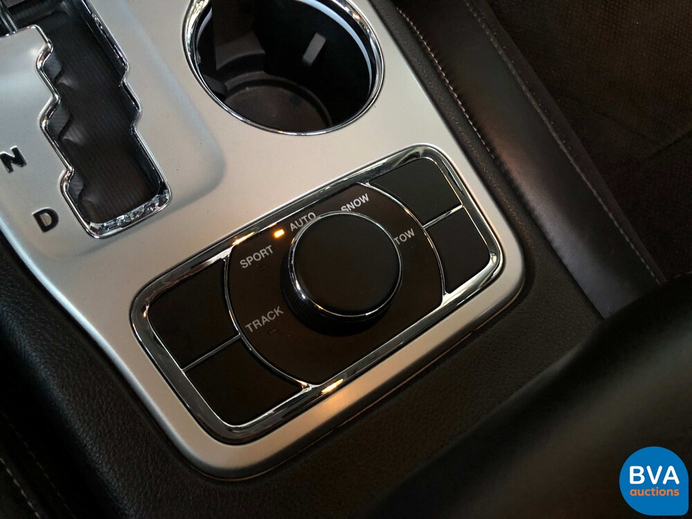 Jeep Grand Cherokee SRT8 6.4 V8 469hp 2013.