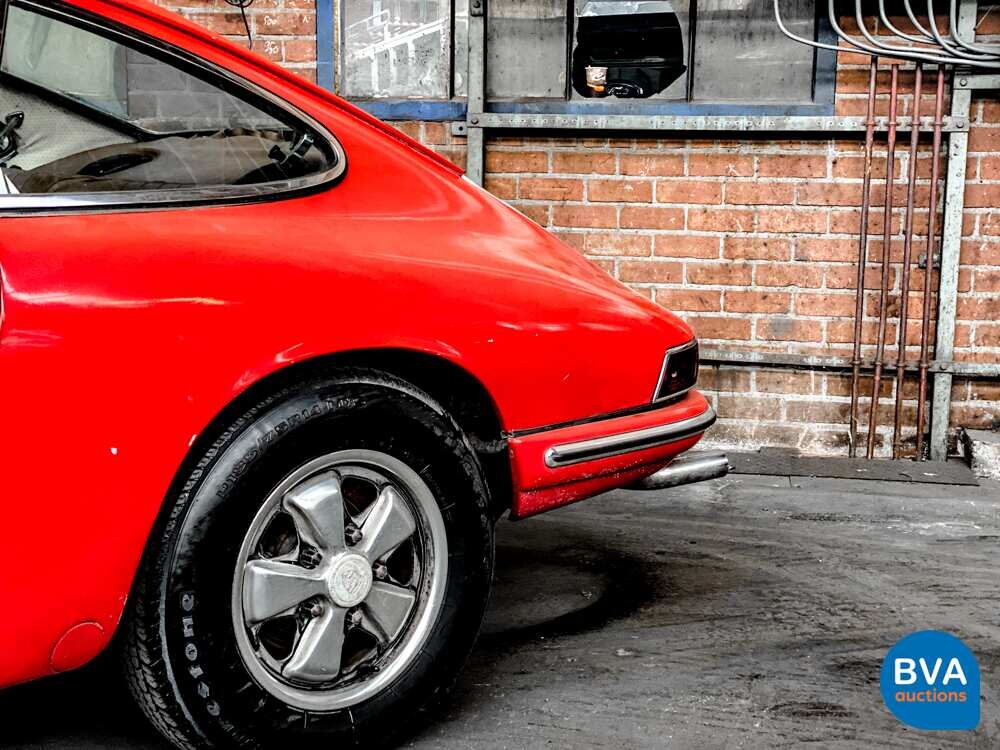 Porsche 911 Coupe 130hp 1967.