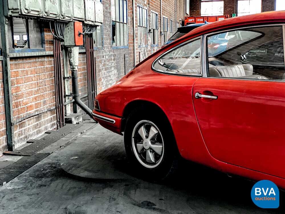 Porsche 911 Coupe 130hp 1967.