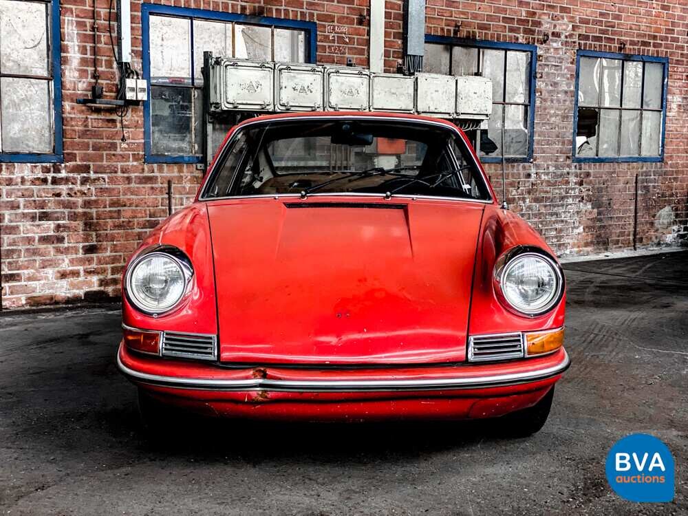 Porsche 911 Coupe 130hp 1967.