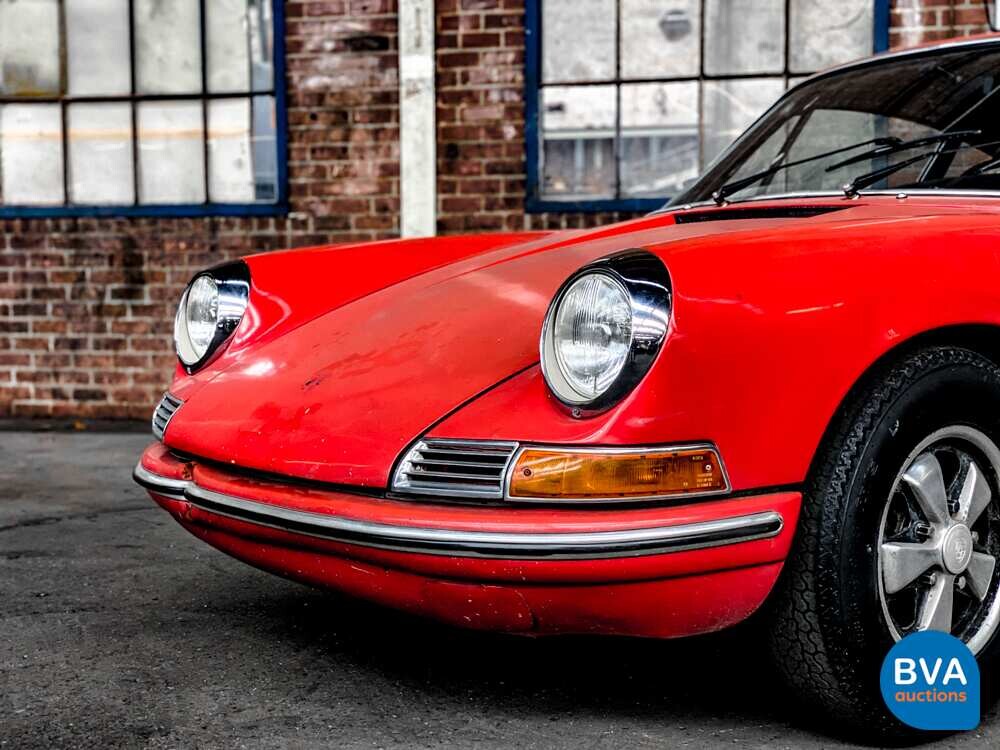 Porsche 911 Coupe 130hp 1967.