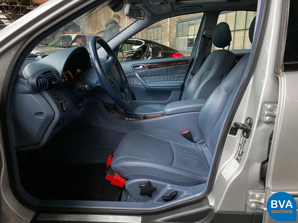 Mercedes-Benz C180 Elegance C-Class 129hp 2001, L-274-JD.