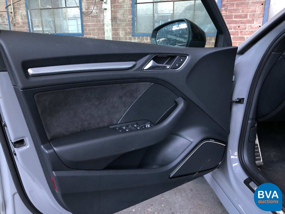 Audi RS3 Sportback 2.5TFSI Quattro 400PS 2018 FACELIFT Nardo-Grau.