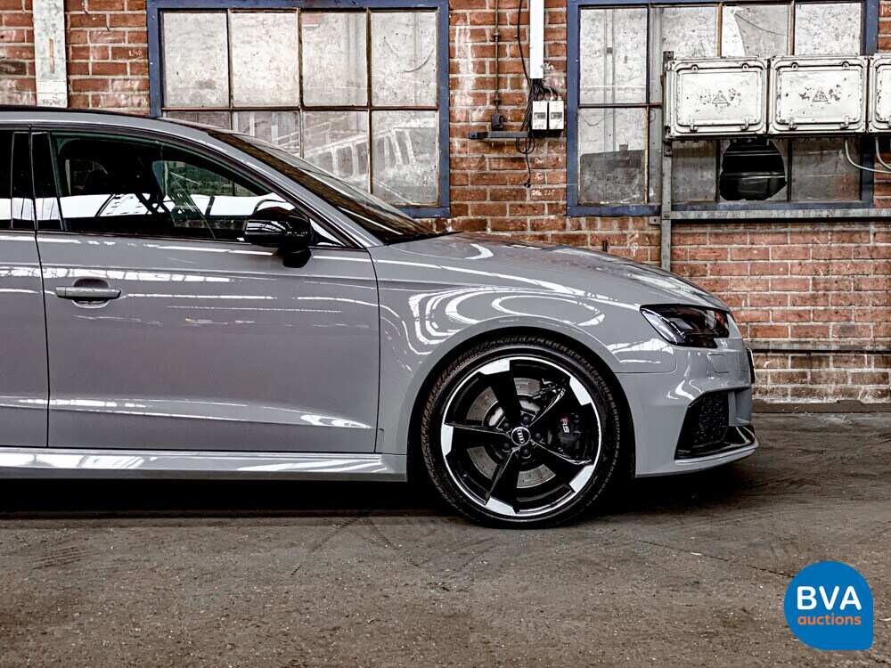 Audi RS3 Sportback 2.5TFSI Quattro 400PS 2018 FACELIFT Nardo-Grau.