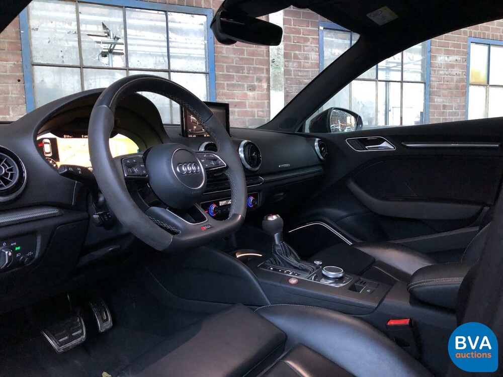 Audi RS3 Sportback 2.5TFSI Quattro 400PS 2018 FACELIFT Nardo-Grau.