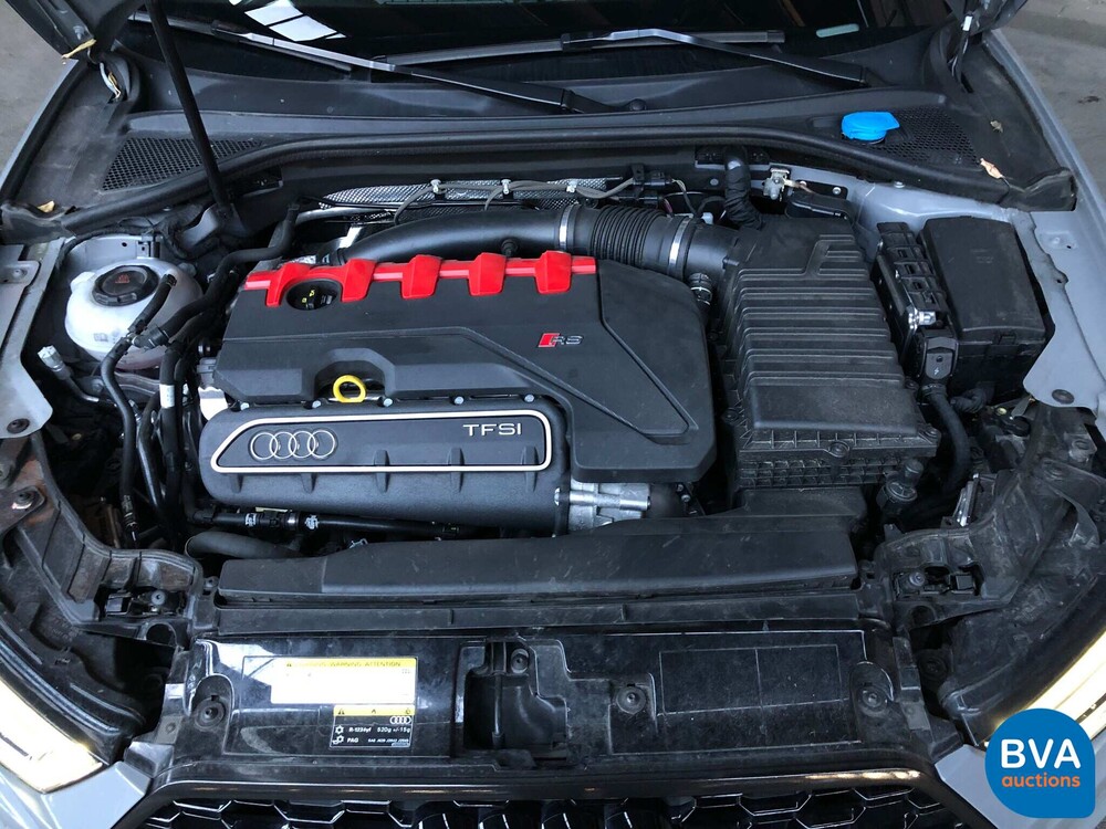 Audi RS3 Sportback 2.5TFSI Quattro 400PS 2018 FACELIFT Nardo-Grau.