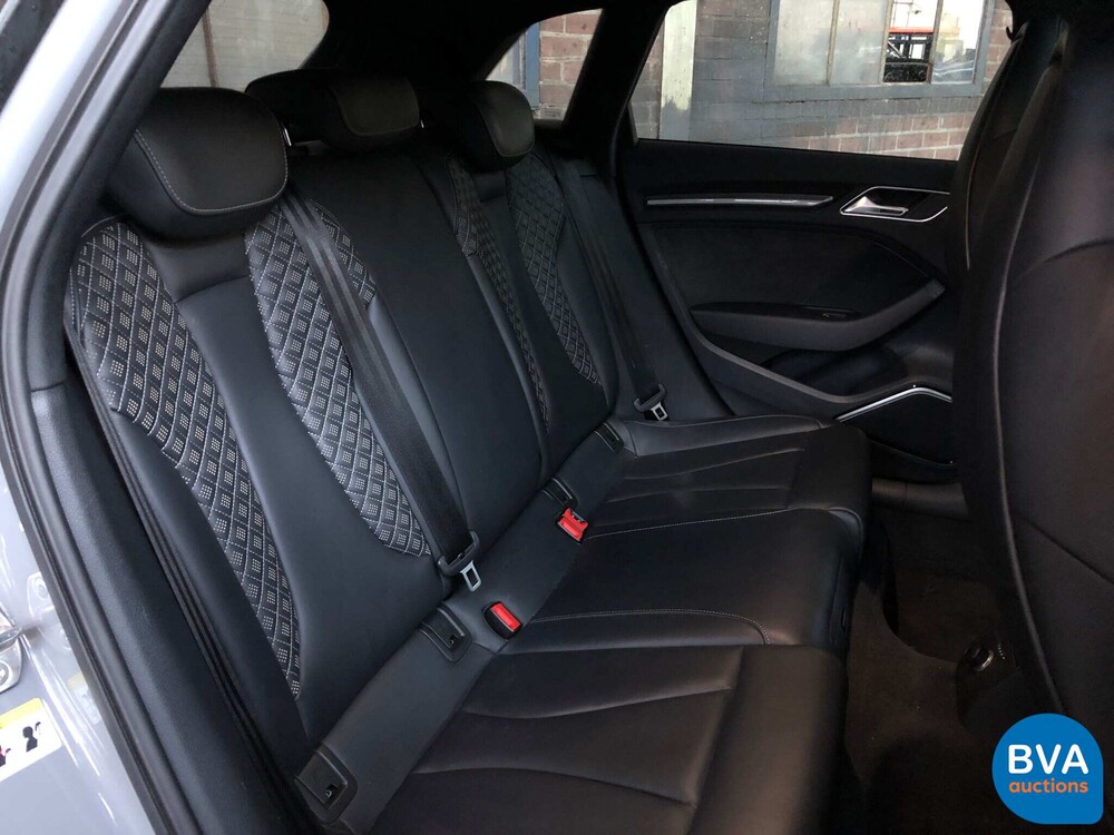 Audi RS3 Sportback 2.5TFSI Quattro 400PS 2018 FACELIFT Nardo-Grau.