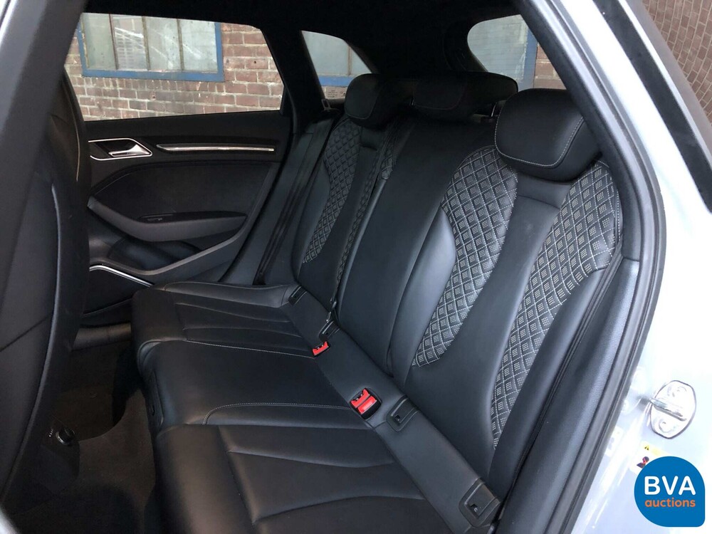 Audi RS3 Sportback 2.5TFSI Quattro 400PS 2018 FACELIFT Nardo-Grau.