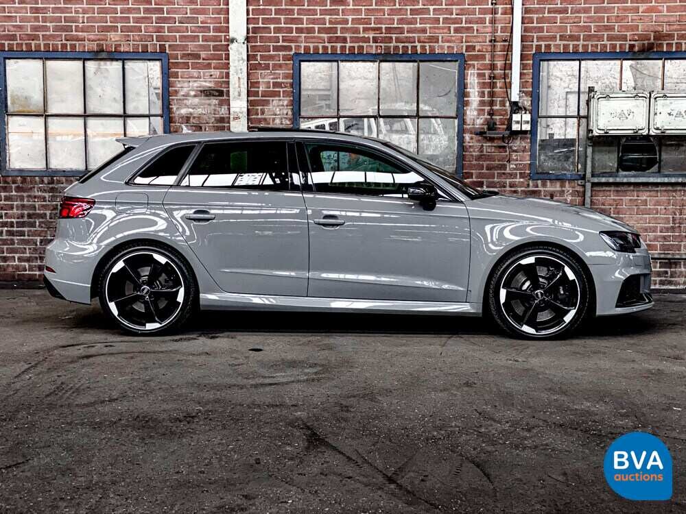 Audi RS3 Sportback 2.5TFSI Quattro 400PS 2018 FACELIFT Nardo-Grau.