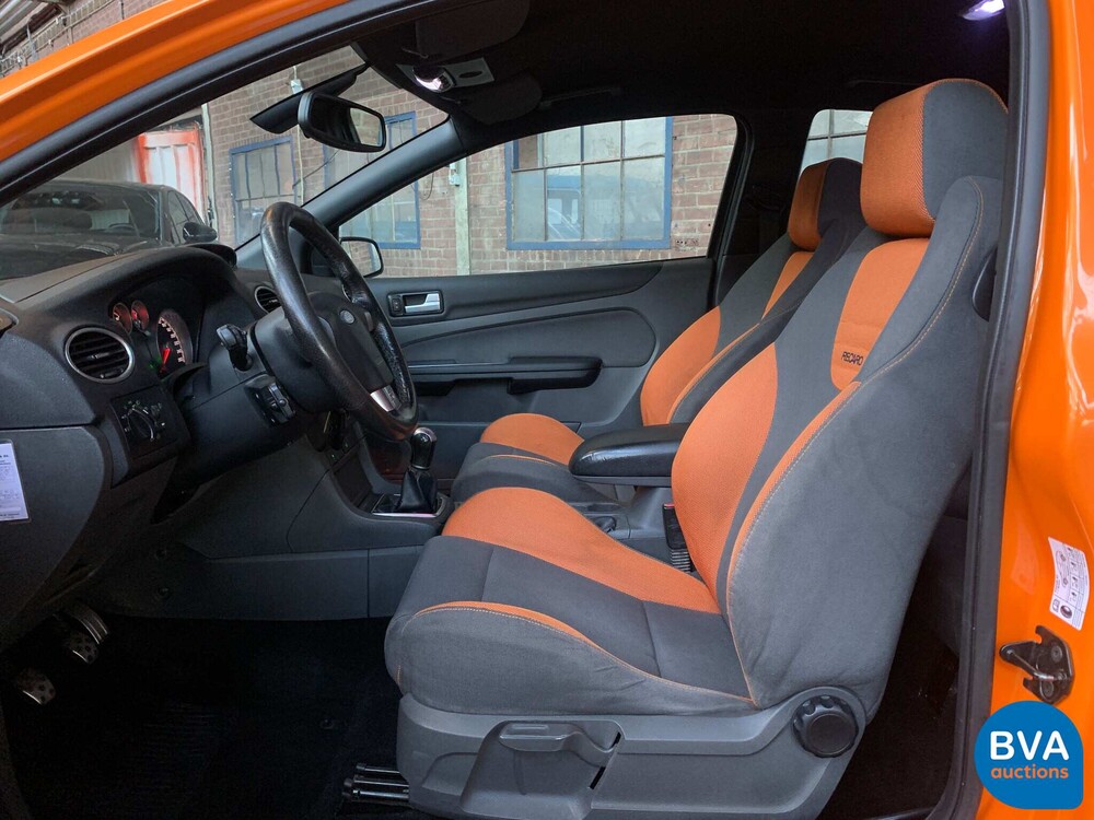 Ford Focus ST 2.5-20V Sport 200 226pk, 9-ZSG-00